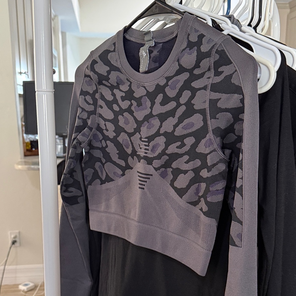 Adidas X Stella McCartney cropped Workout Top - Gray/Purple
